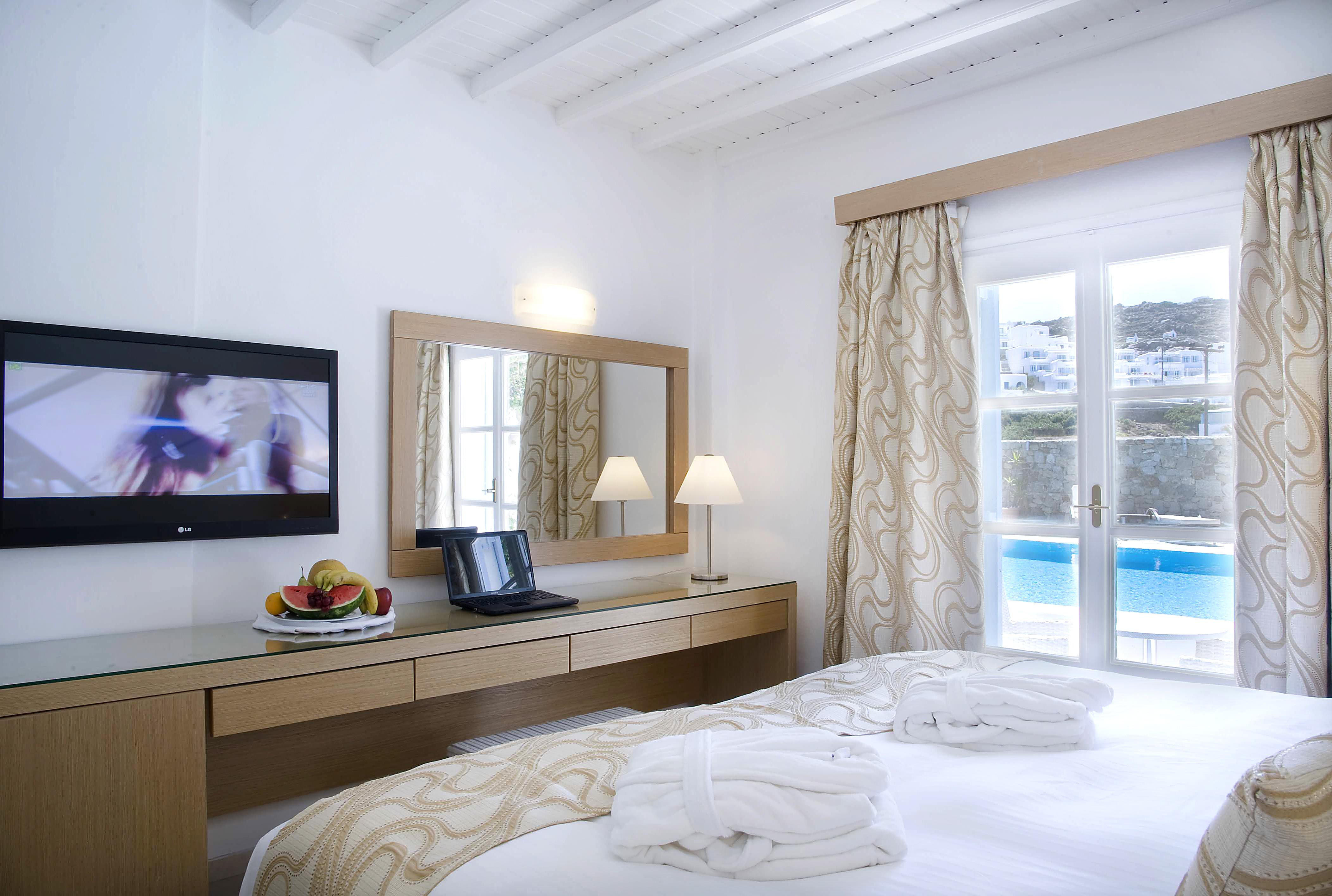 ดิออนนิซอส โฮเต็ล Hotel ออร์นอส ภายนอก รูปภาพ